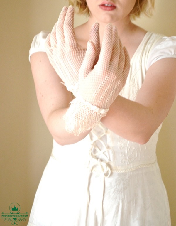 găng tay cô dâu